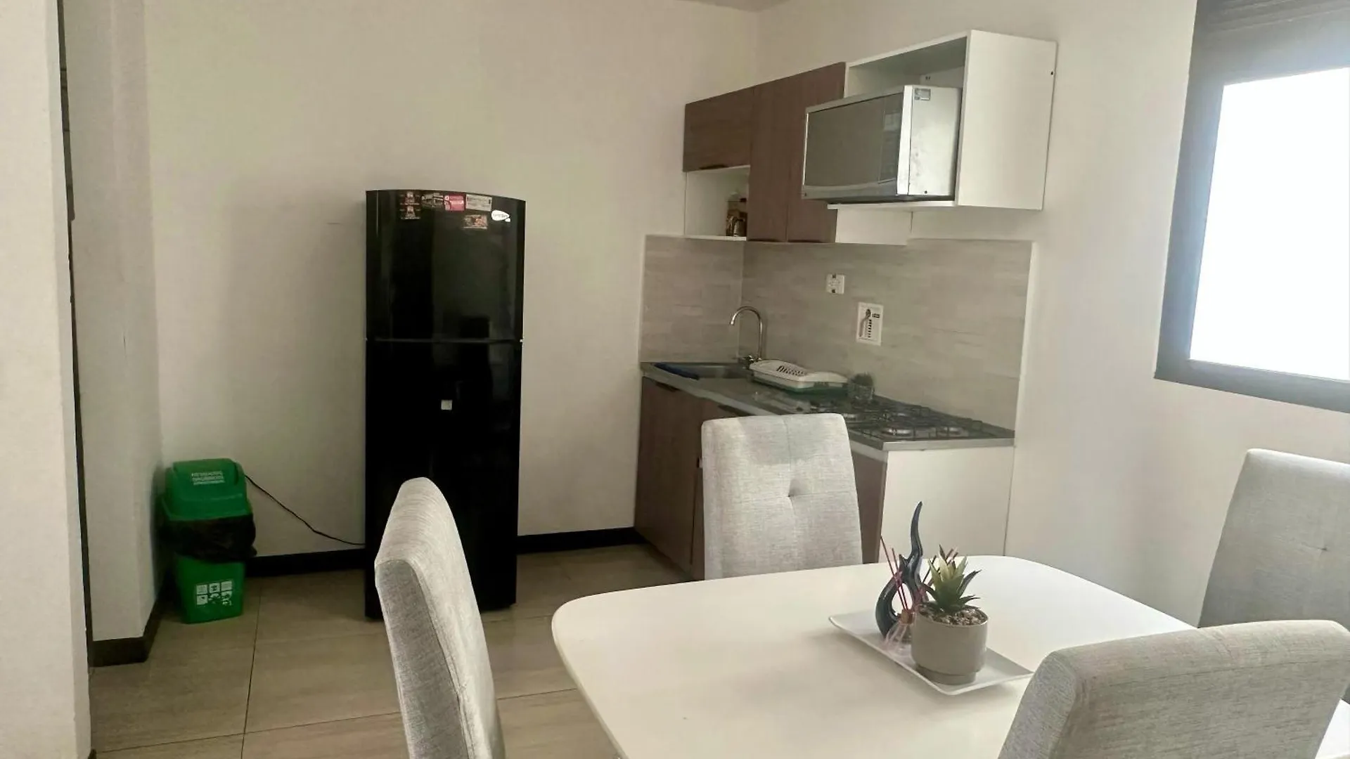 Апартаменты Apartamento Zona Laureles Медельин